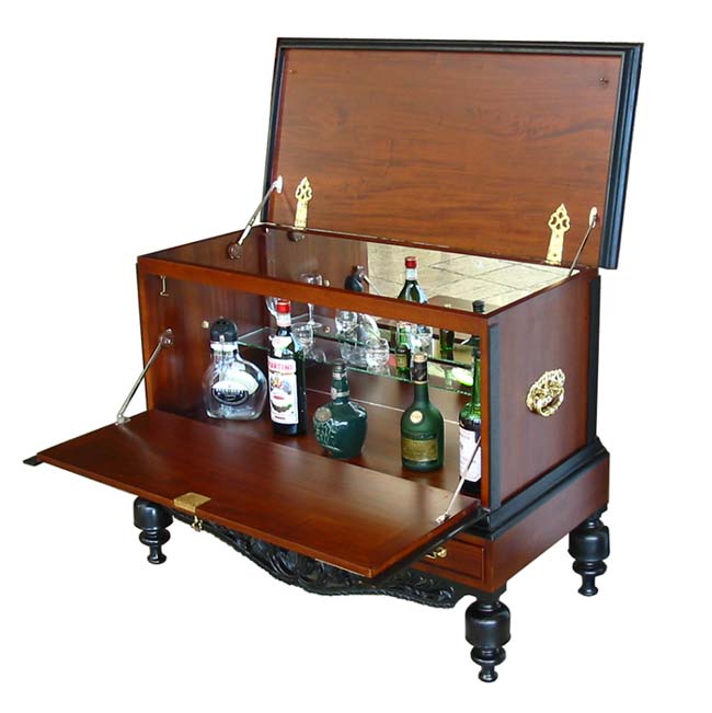 Pettagama Liquor Cabinet