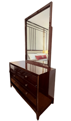 Ceder Dresser With Mirror