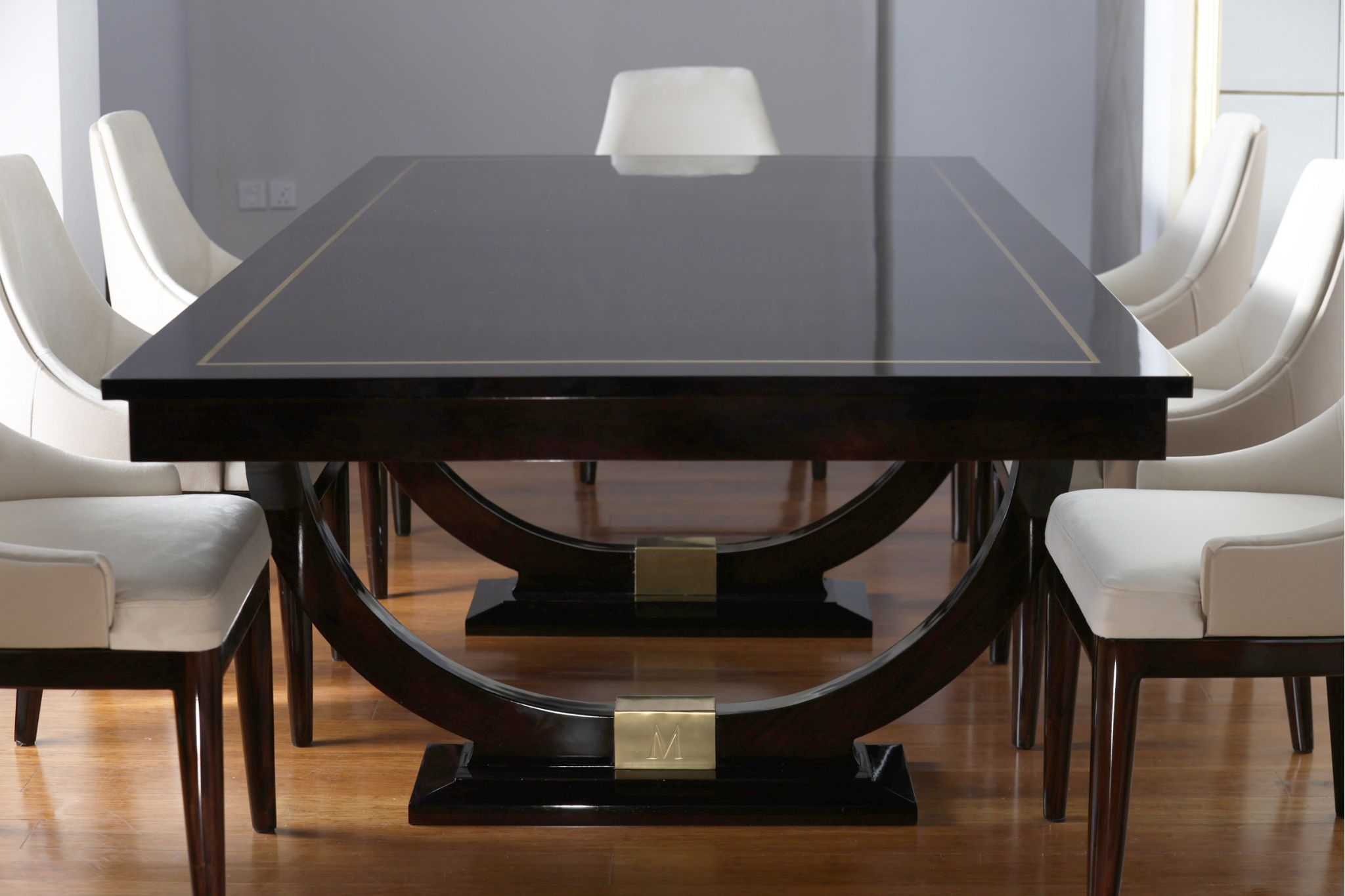 Anderson Dining Table