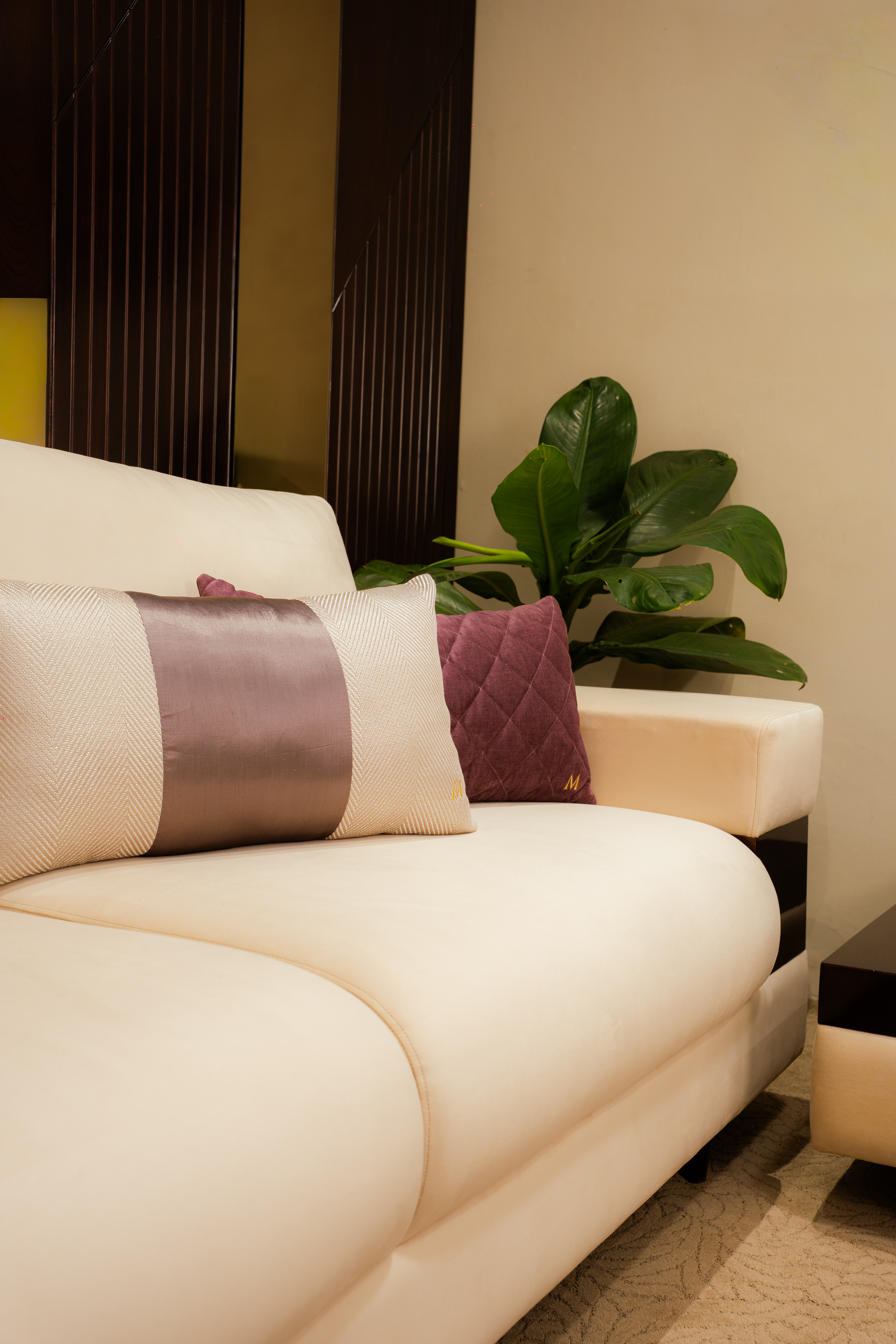 Aurora Sofa